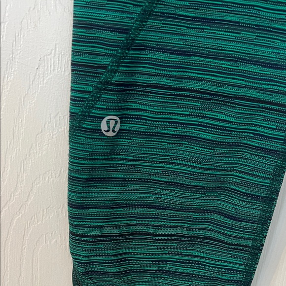 Lululemon Athletica Green Striped Leggings - Picture 5 of 7